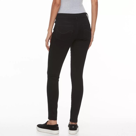 SO Low-Rise Ultimate Jegging in Black - Picture 5 of 5